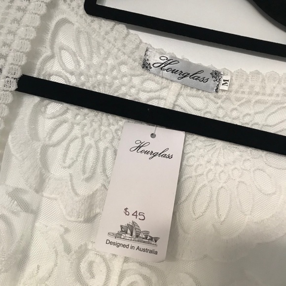 White Lace Lightweight Kimono Style Long Cardigan - Picture 3 of 4